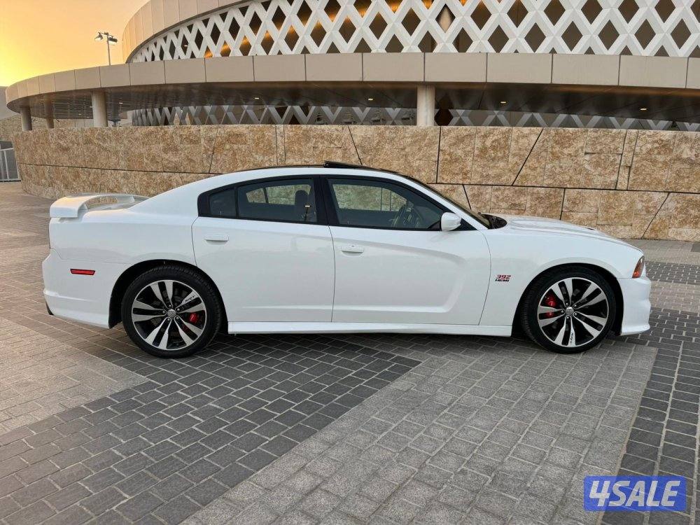دوج تشارجر // SRT 8 // 2013 //2
