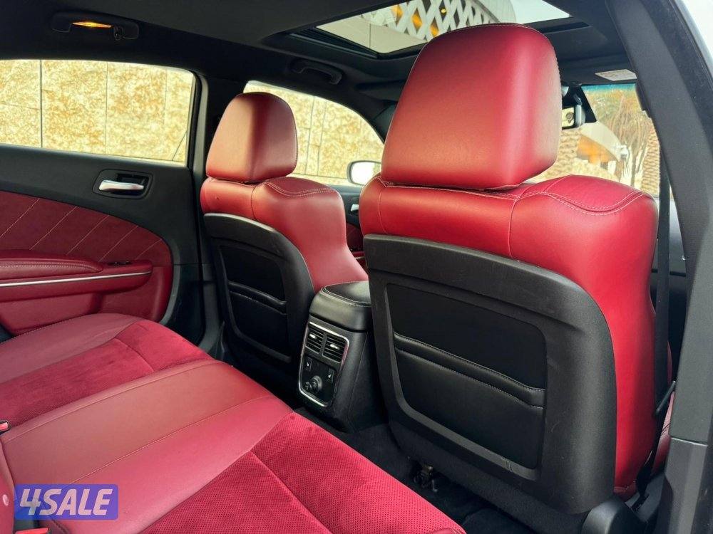 دوج تشارجر // SRT 8 // 2013 //3