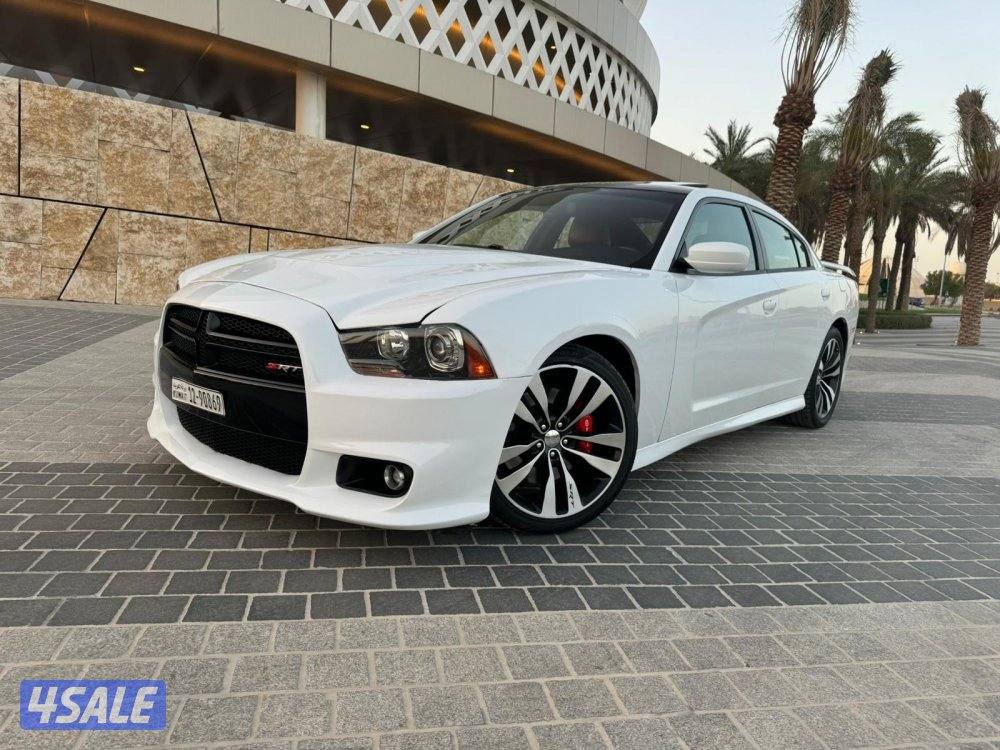 دوج تشارجر // SRT 8 // 2013 //7
