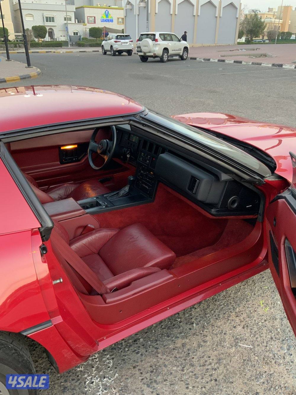 كورفيت ١٩٨٤ ماشي ٢٩ ألف شرط الفحص4