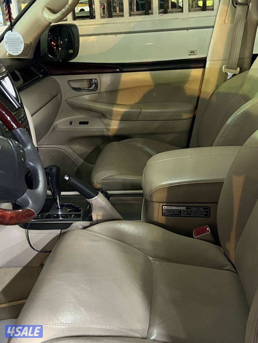 للبيع لكزس 570 وارد الساير3