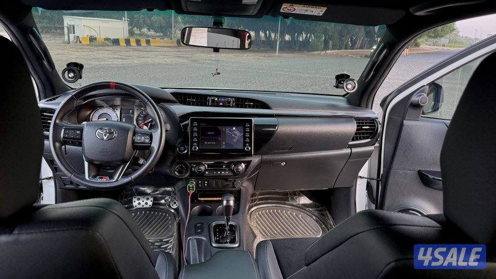 هايلكس GR - 202414