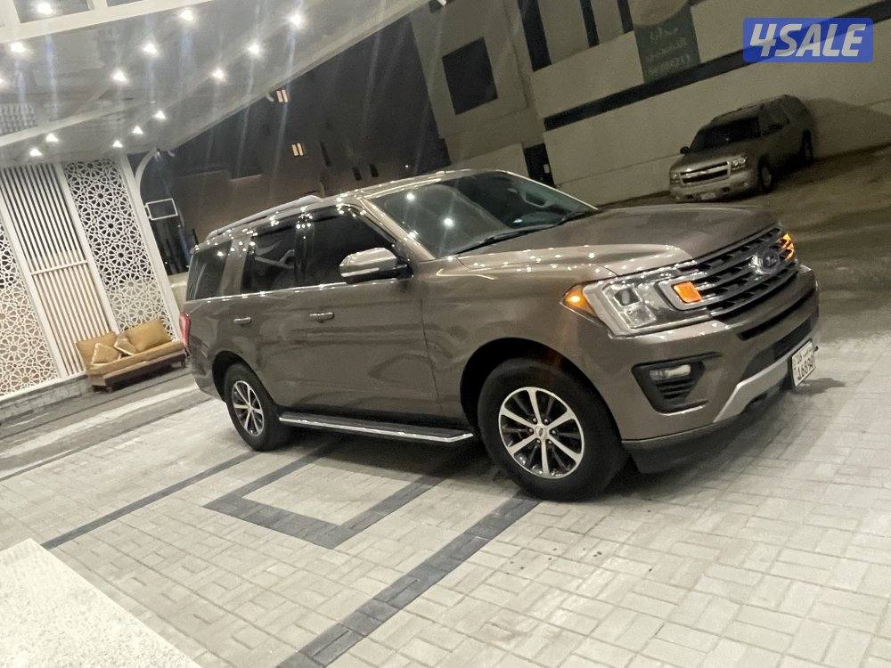 للبيع فورد اكسبدشن وراد الغانم كامل المواصفات عدا الفتحه عداد 225 الف4