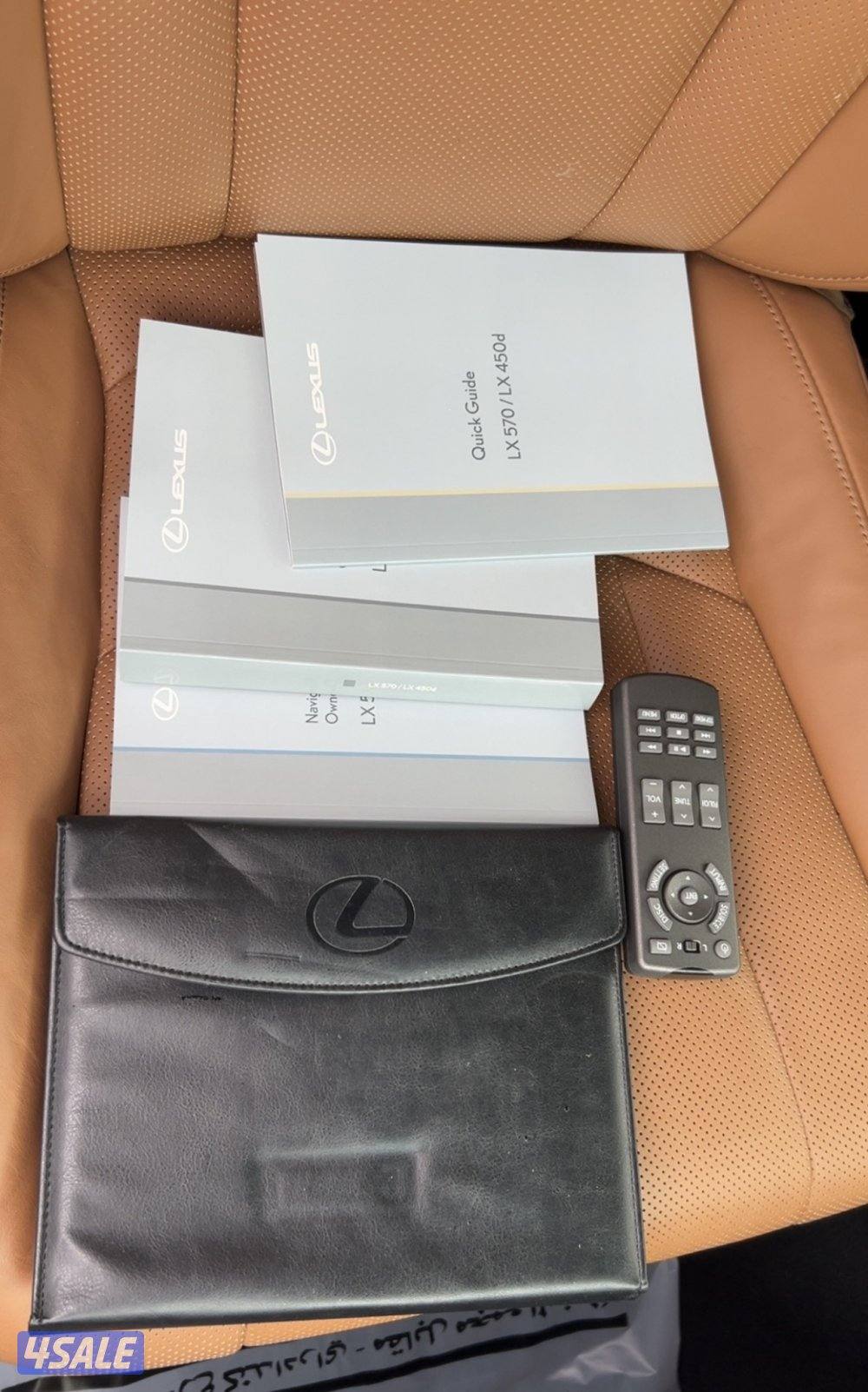 لكزس سبورت أصلي وارد ساير موديل 2021 ماشي30 الف تحت الكفالة بحالة نادر5