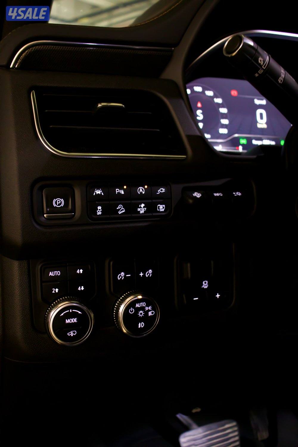 للبيع يوكن AT4 موديل ٢٠٢٢ مكينة ٦.٢8