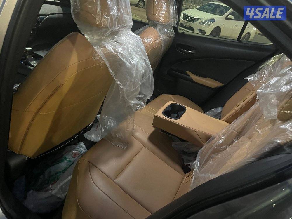 للبيع لكزس - UX موديل 20235