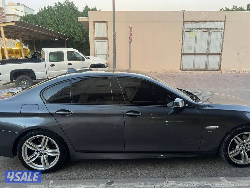 للبيع bmw 528i ٤1