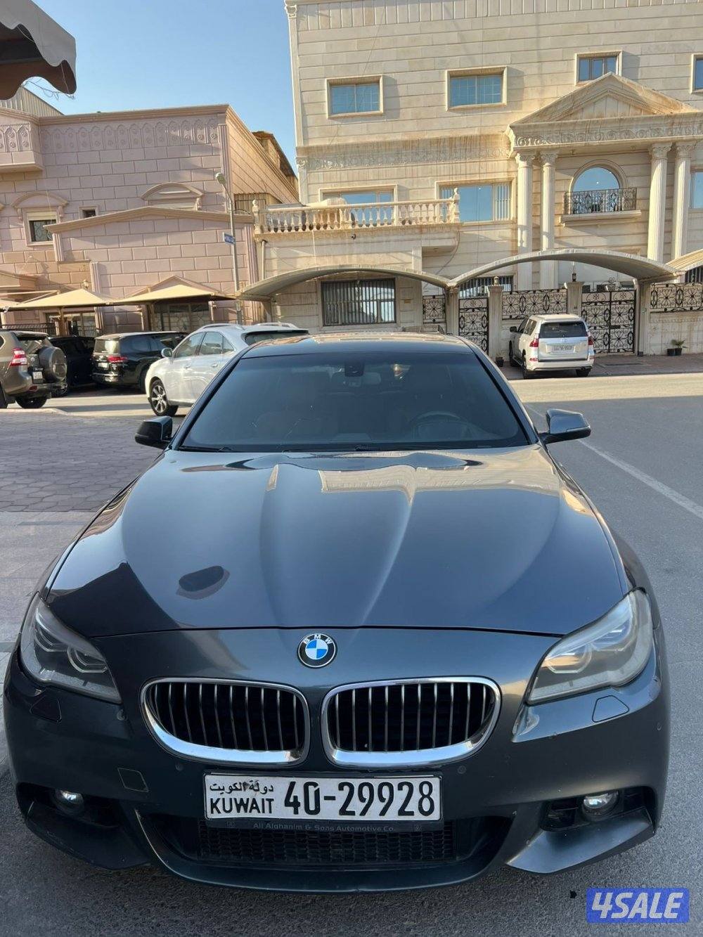 للبيع bmw 528i ٤4