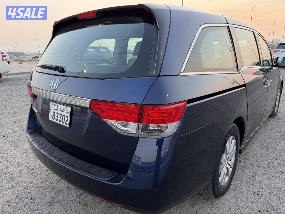 هوندا اودوسي 2015 صبغ وكالة نظيف جدا10