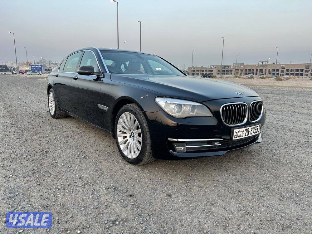 BMW 730Li صبغ وكالة كامل المواصفات عداد قليل0