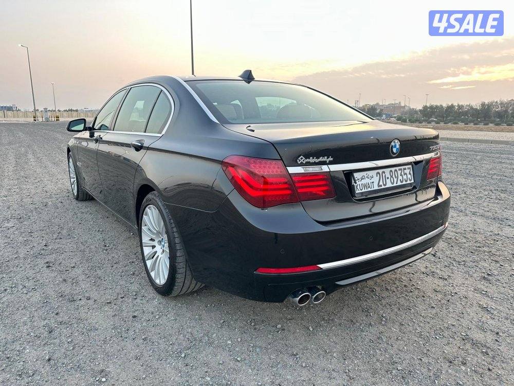 BMW 730Li صبغ وكالة كامل المواصفات عداد قليل2