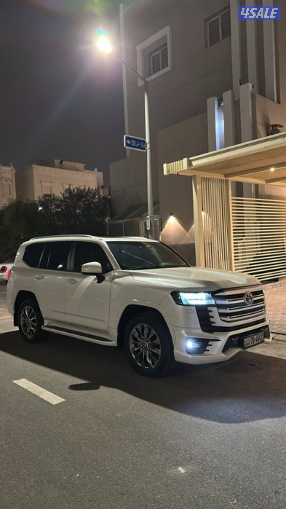 تويوتا لاندكروزر GXR AEROS Twin Turbo1