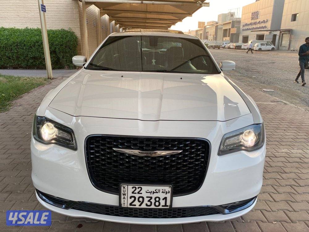 ‏دودج كرايزلر C300 موديل 2023 تحت الكفالة الدرجة الاولى عداد 374