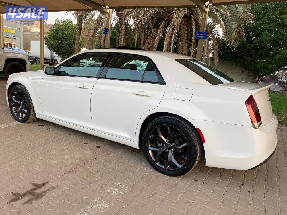‏دودج كرايزلر C300 موديل 2023 تحت الكفالة الدرجة الاولى عداد 375