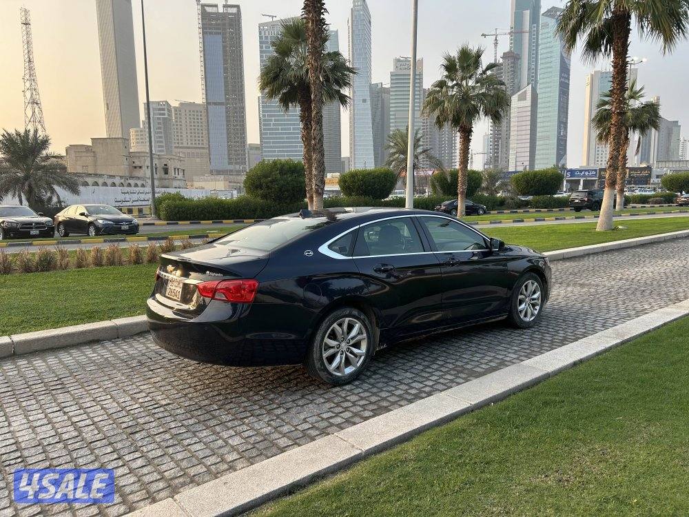 للبيع شفر امبالا 2018 كحلي من داخل رمادي1