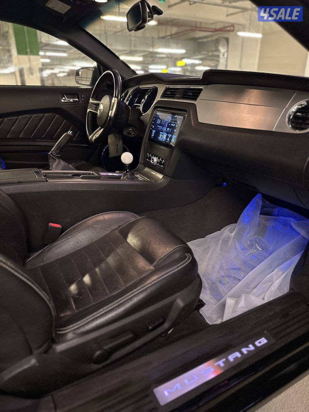 للبيع موستنق قير عادى 5.0 بحالة ممتازة5