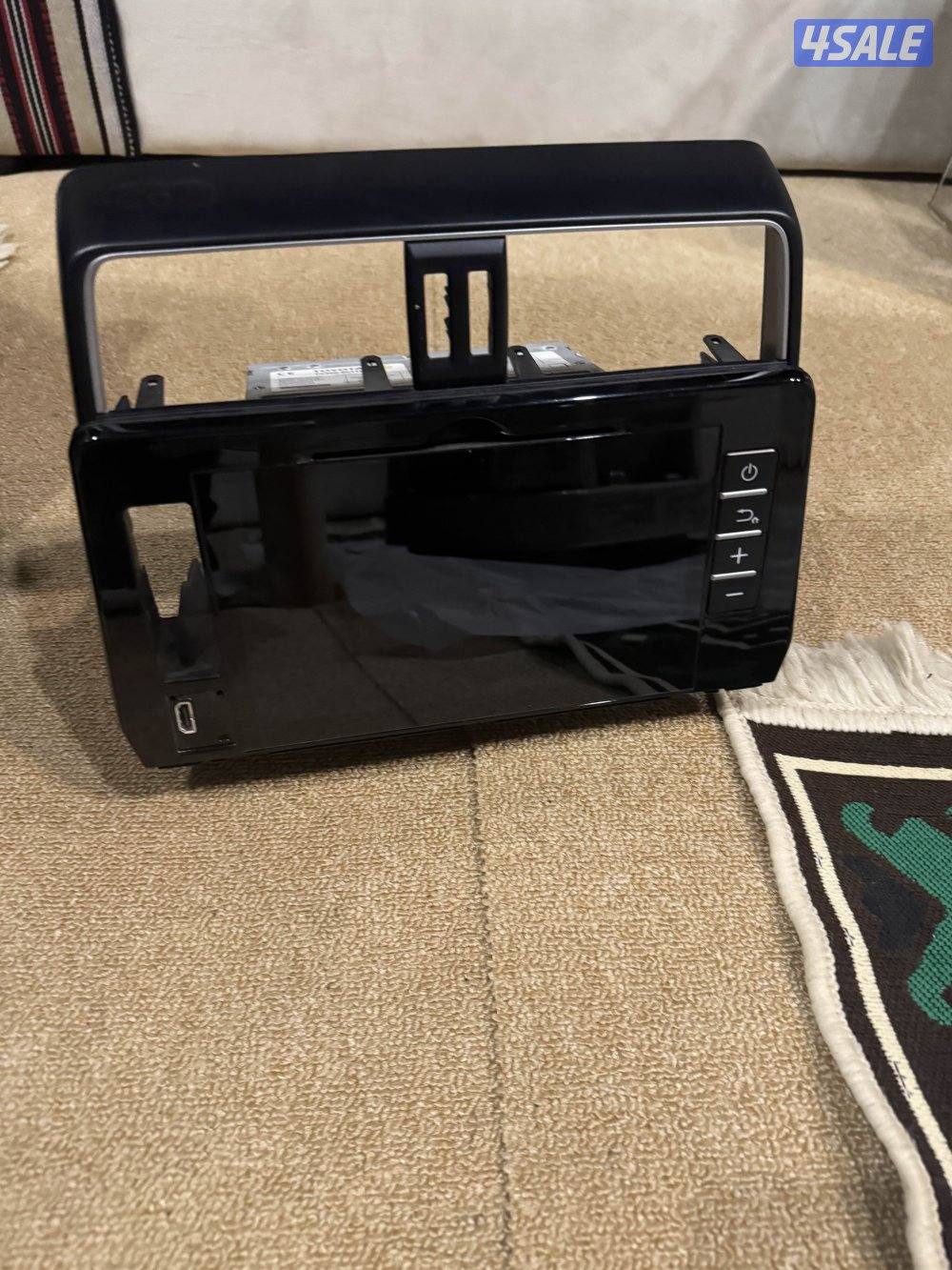 شاشة برادو 2017 الوكاله نظيفه جدا شرط الفحص6