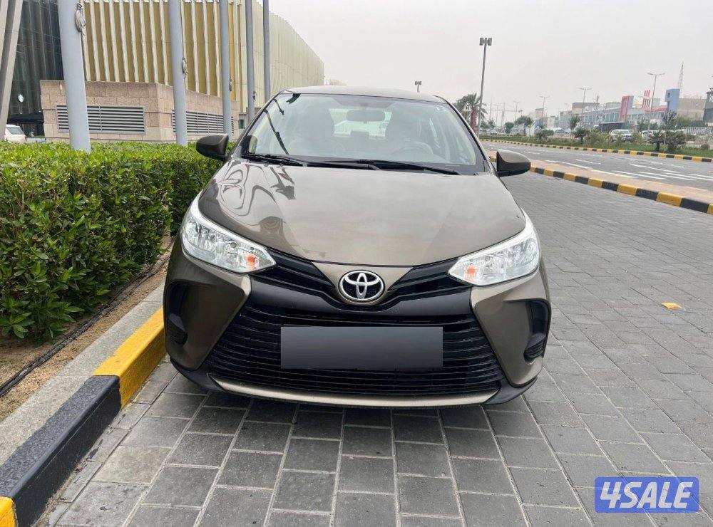 يارس موديل 2022 ماشي 100 بحالة الوكالة4