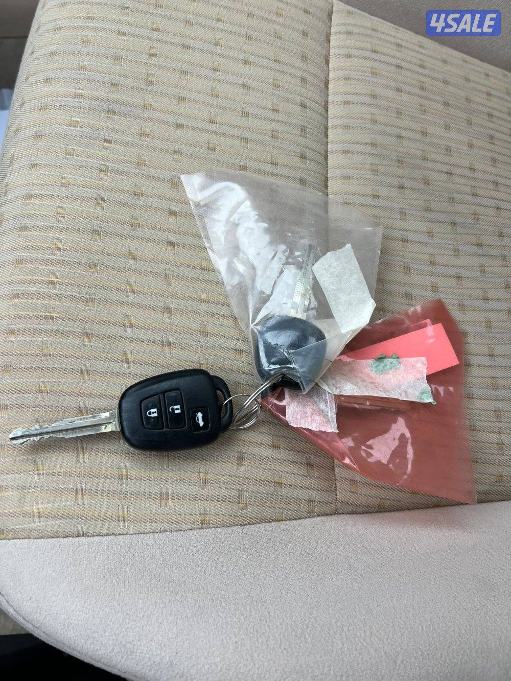 يارس موديل 2022 ماشي 100 بحالة الوكالة7