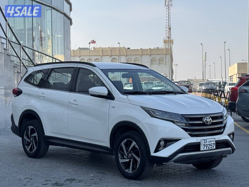 للبيع تويوتا رش موديل 2020 الساير0