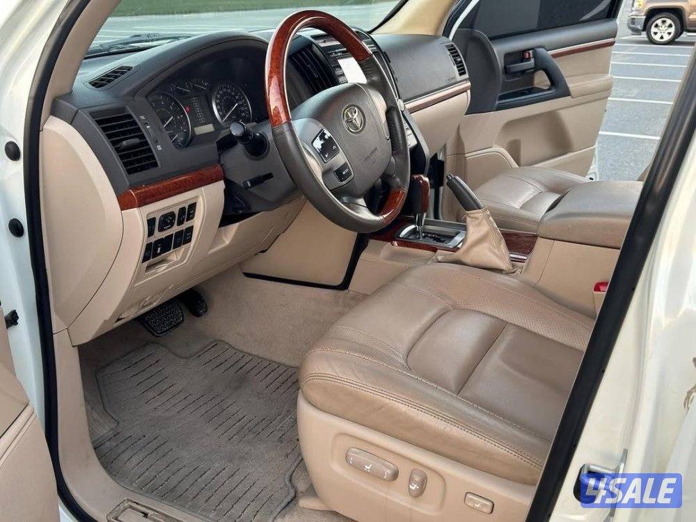 لاندكروزر2014 gxr وكاله البحرين الرجاء قراىه الاعلان جيد4