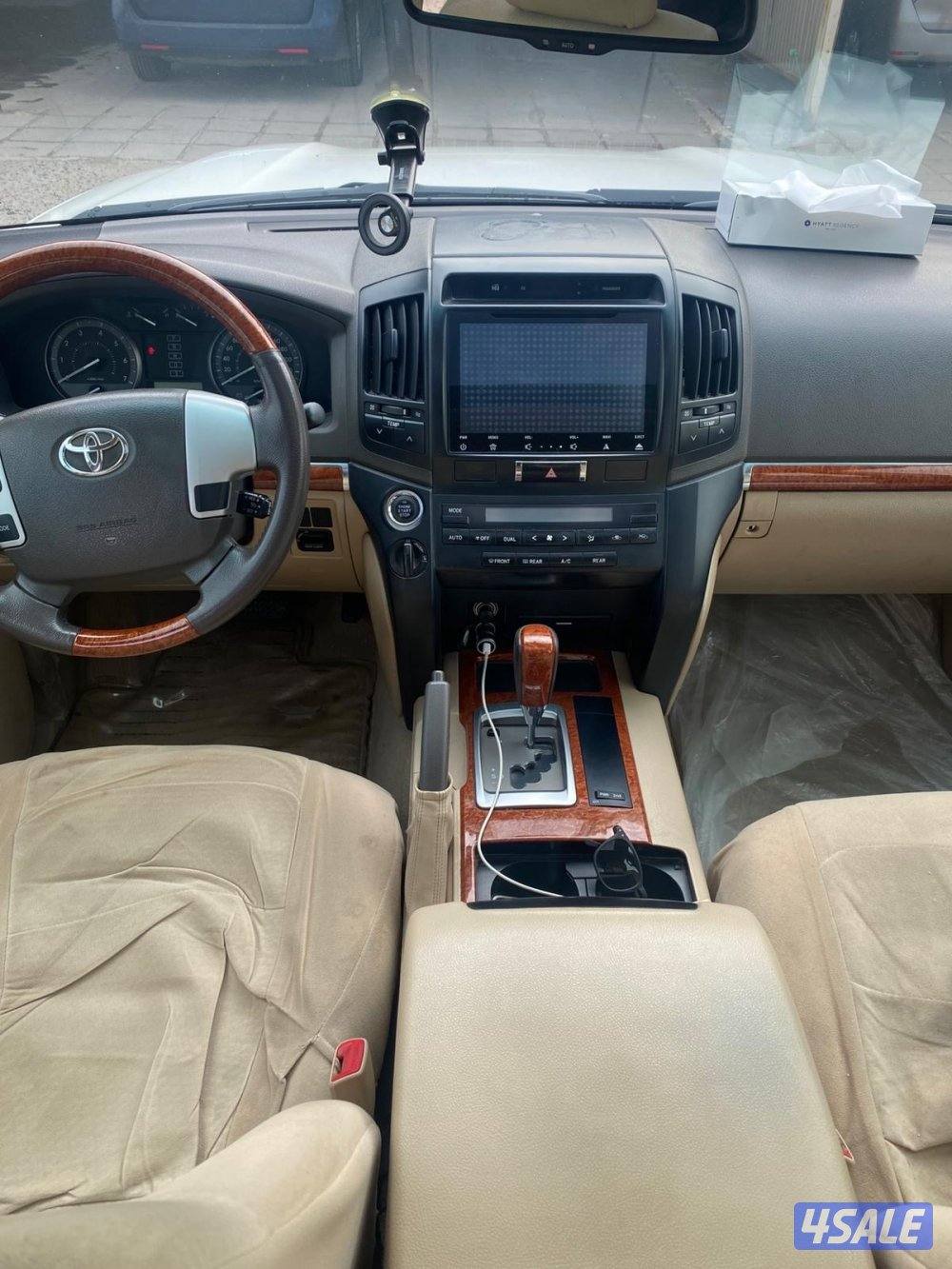 لاندكروزر 2014 GXR درجة اولى مخمل0