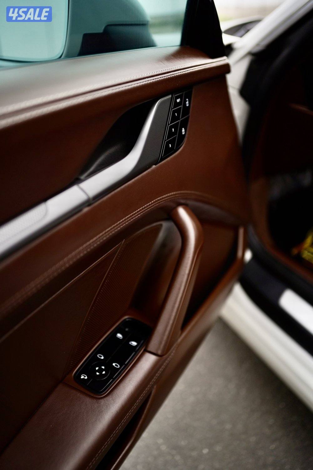 Carrera 911/2021/23.000KM10