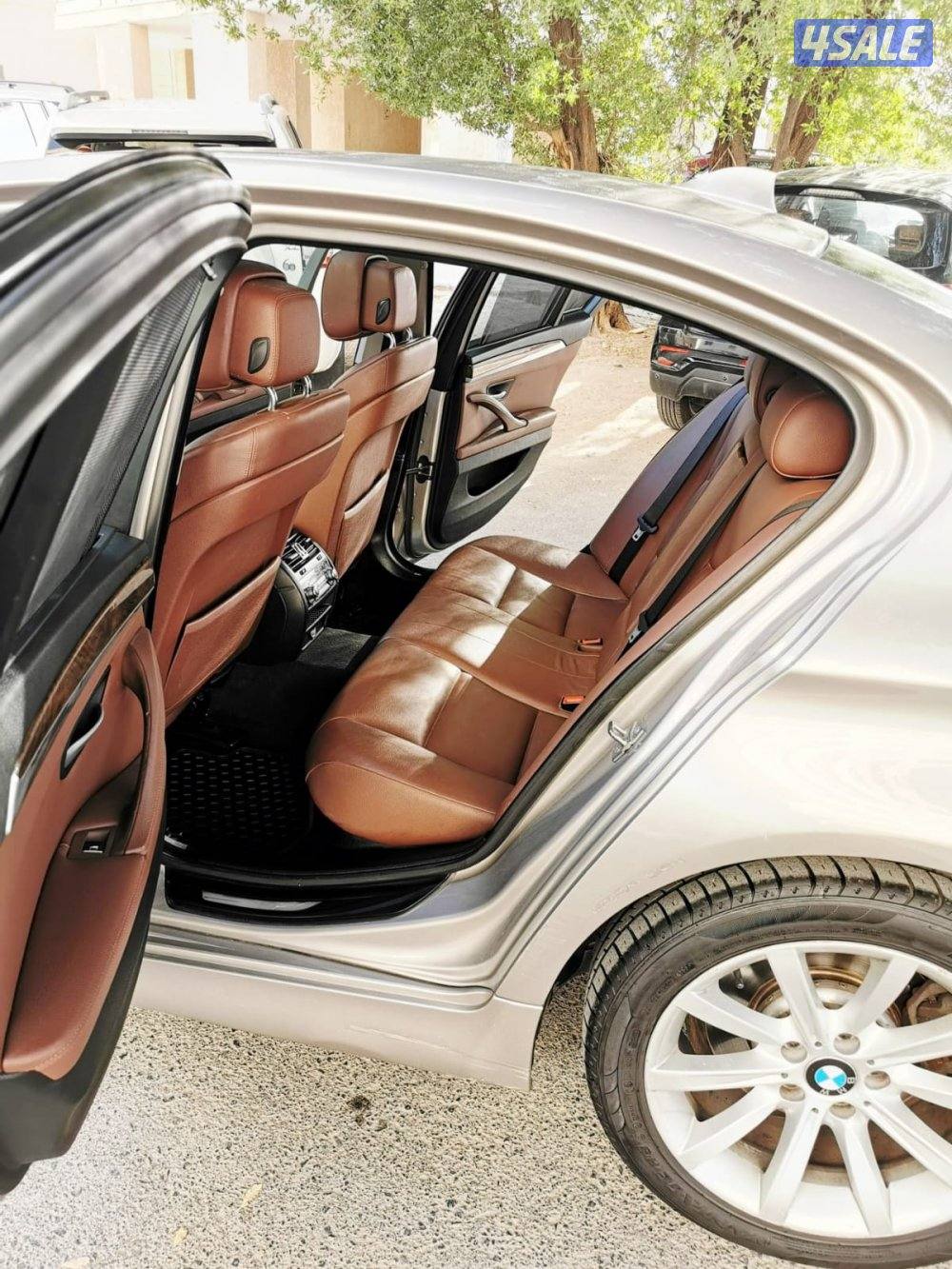 BMW 535i i 2012 أعلى درجة بالمواصفات لون مميز بحالة ممتازة10