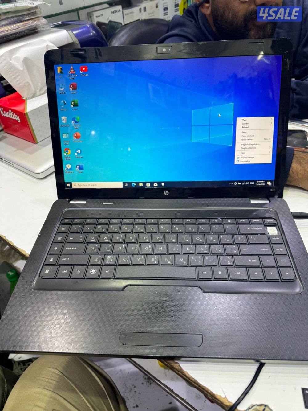 Hp i3
Ram 2GB
SSD 240GB
Display 15.6inch0