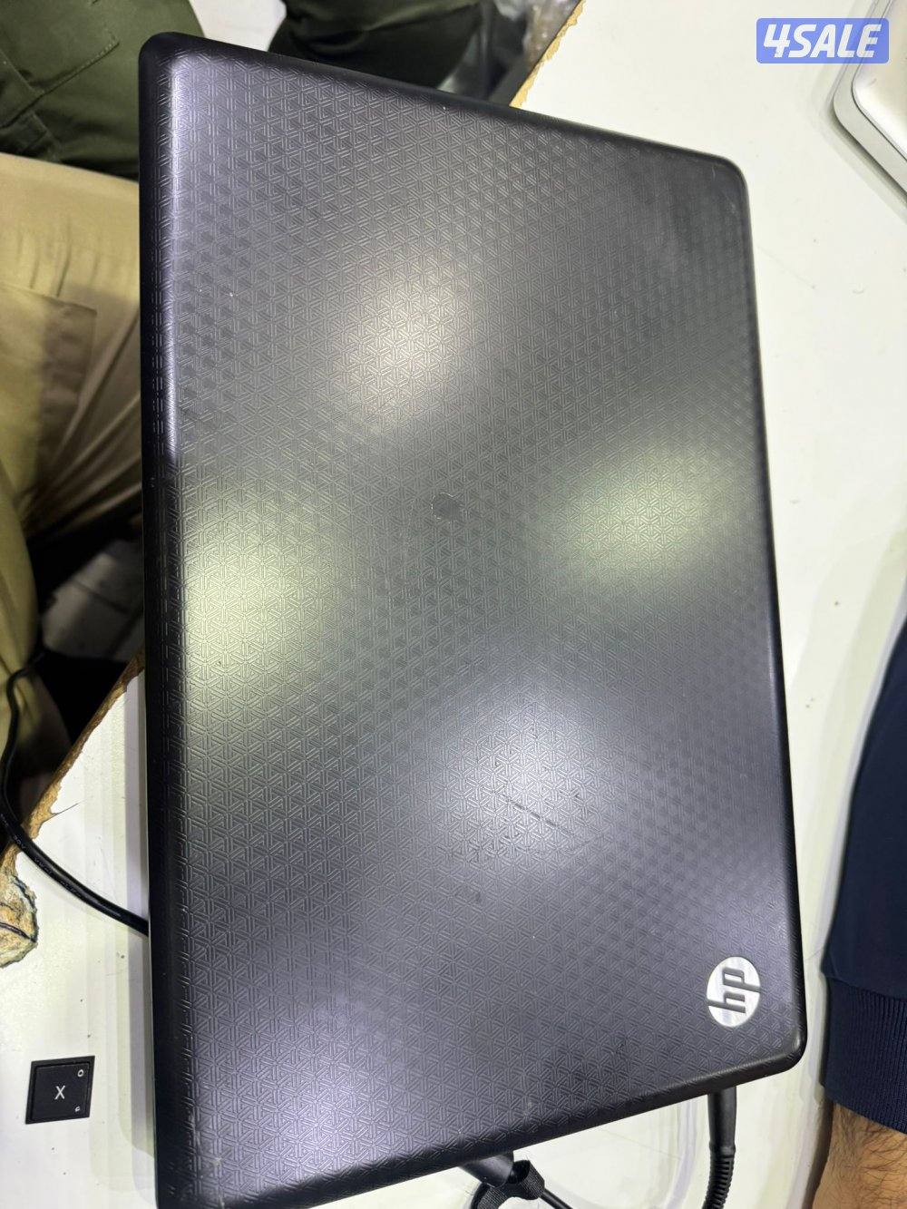 Hp i3
Ram 2GB
SSD 240GB
Display 15.6inch1