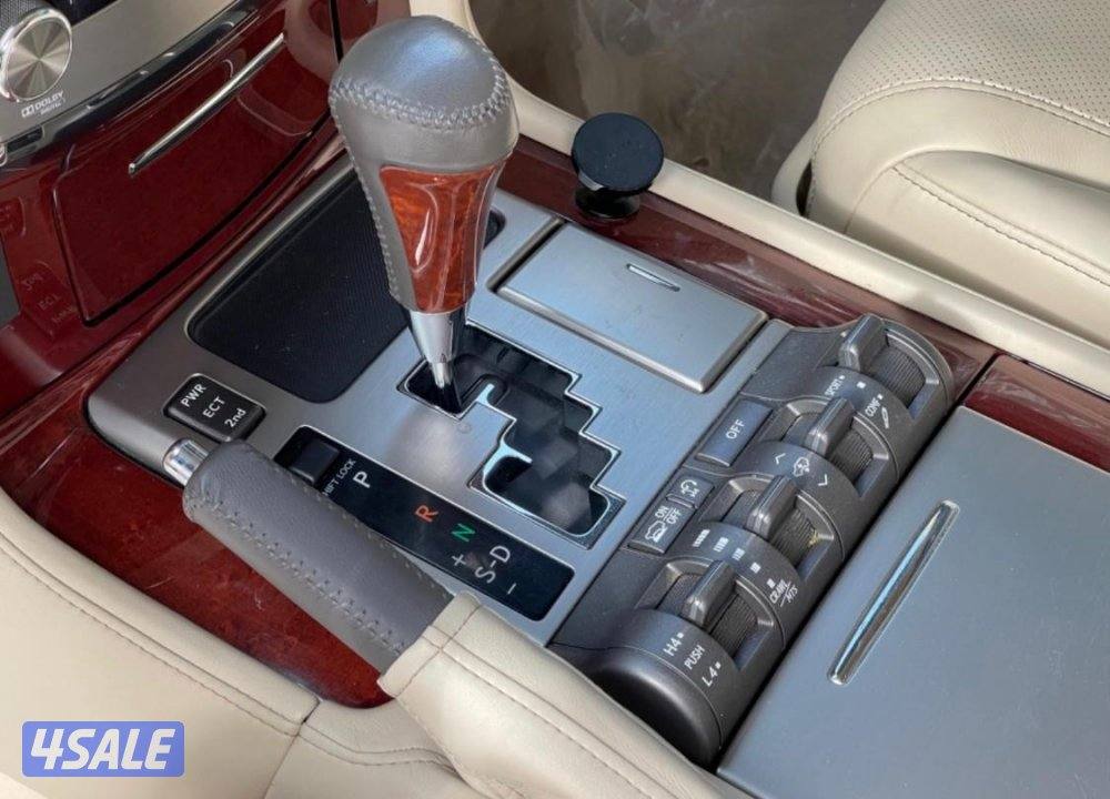 لكزس lx5702015 وكاله البحرين فل اوبشن شرط الفحص بلكامل موجود بلجمارك2