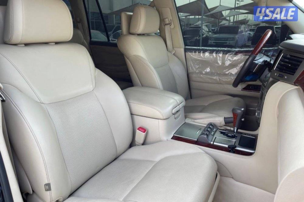 لكزس lx5702015 وكاله البحرين فل اوبشن شرط الفحص بلكامل موجود بلجمارك7