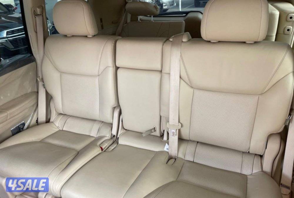 لكزس lx5702015 وكاله البحرين فل اوبشن شرط الفحص بلكامل موجود بلجمارك9