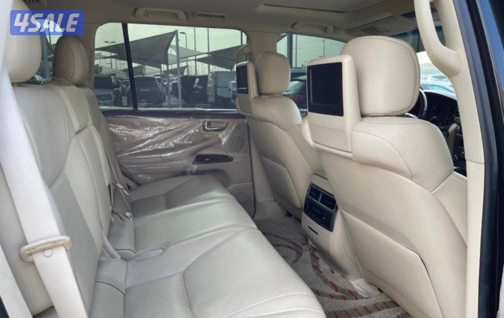 لكزس lx5702015 وكاله البحرين فل اوبشن شرط الفحص بلكامل موجود بلجمارك11