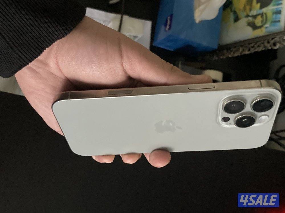 iPhone 16 Pro Max 256gb Titanium.4