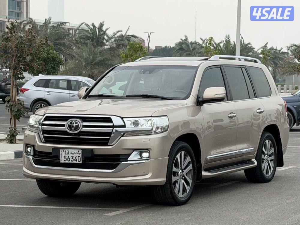 للبيع لاند VXR 2016 صبغ الوكالة0