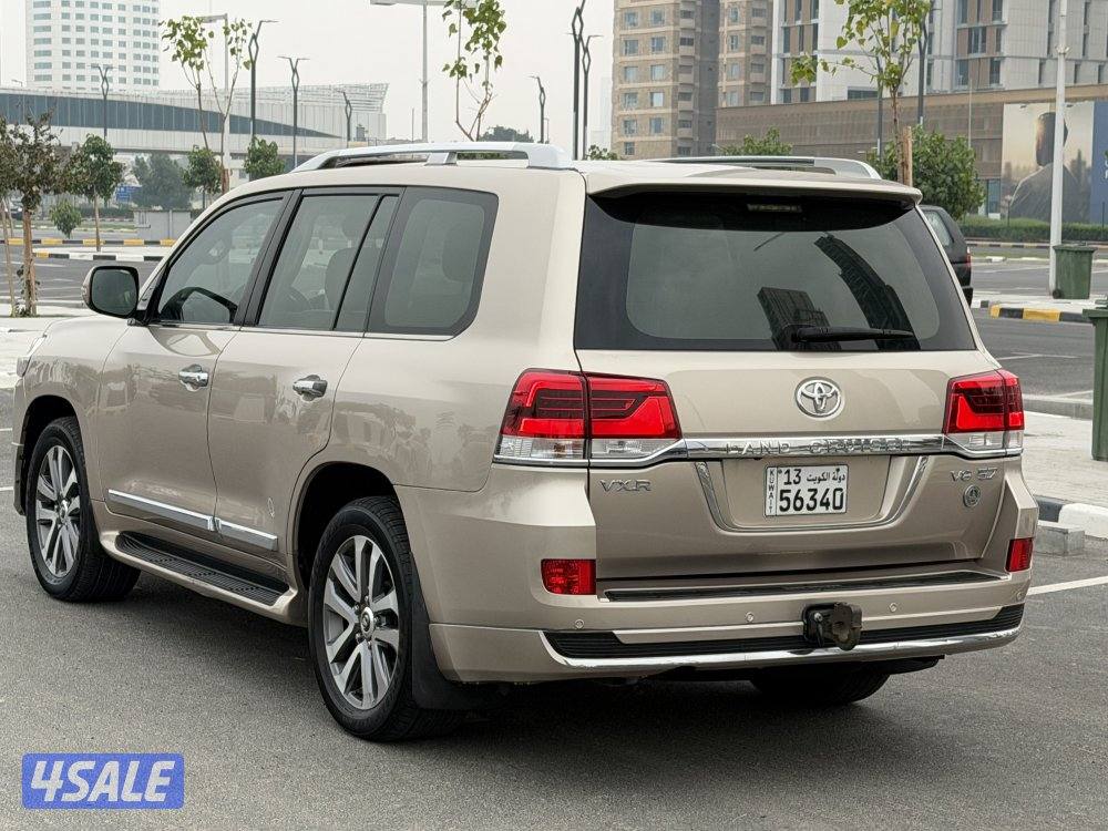 للبيع لاند VXR 2016 صبغ الوكالة2