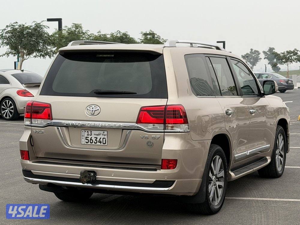 للبيع لاند VXR 2016 صبغ الوكالة4