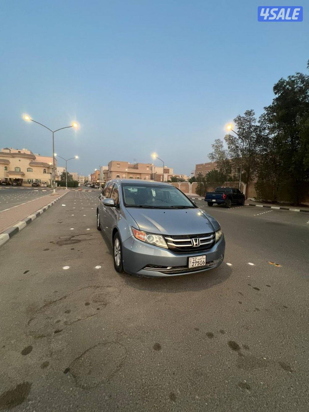 للبيع هوندا اوديسي موديل ٢٠١٤ حاله جيده3