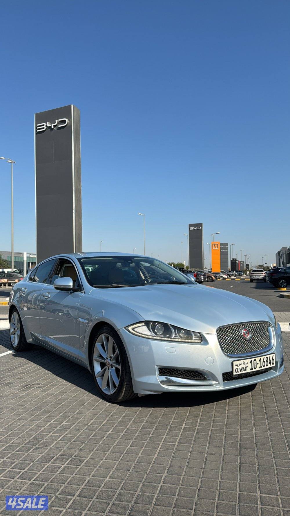 للبيع جاكوار XF 20141