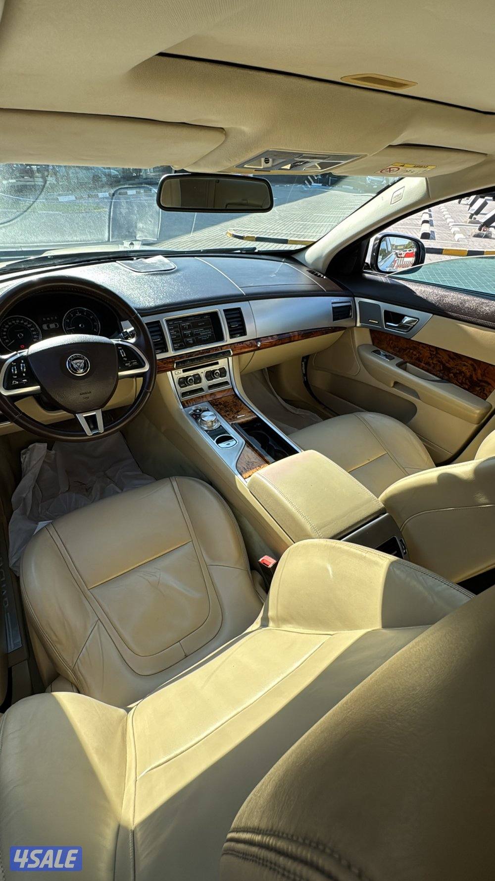 للبيع جاكوار XF 20143