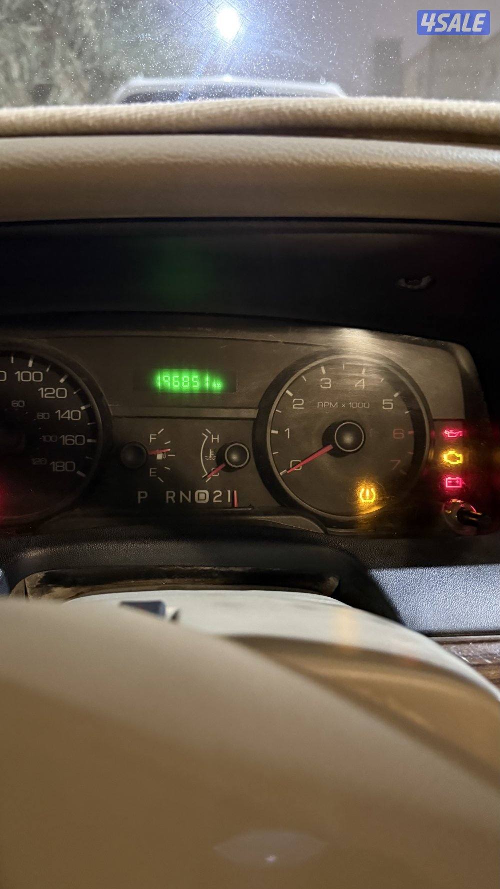 فورد فكتوريا 20095