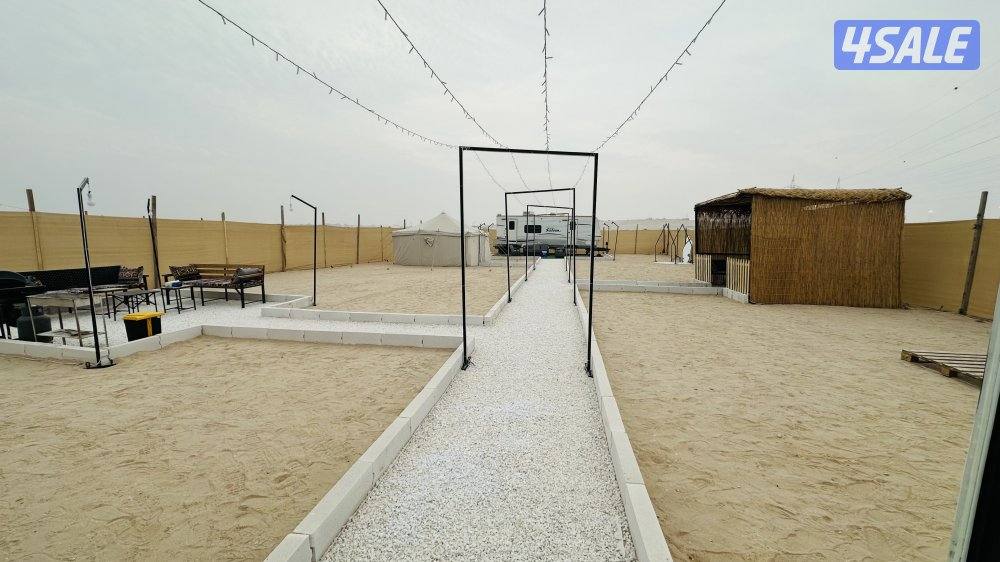 كشته متكون من كرفان وخيمه1