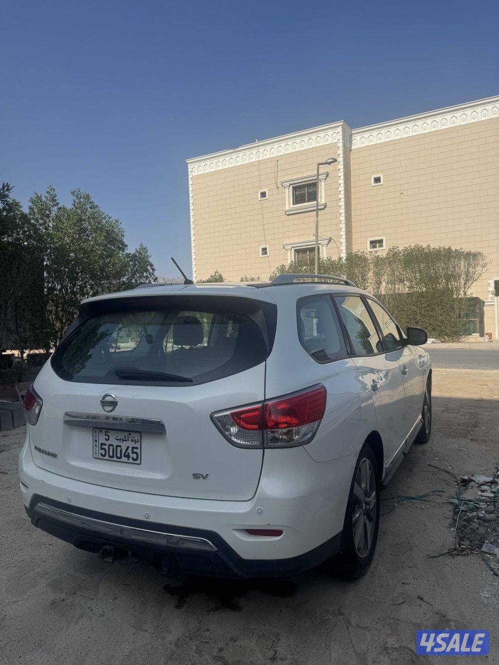 نيسان باثفايندر ٢٠١٤4