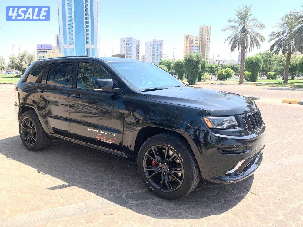 للبيع جراند شيروكي SRT85