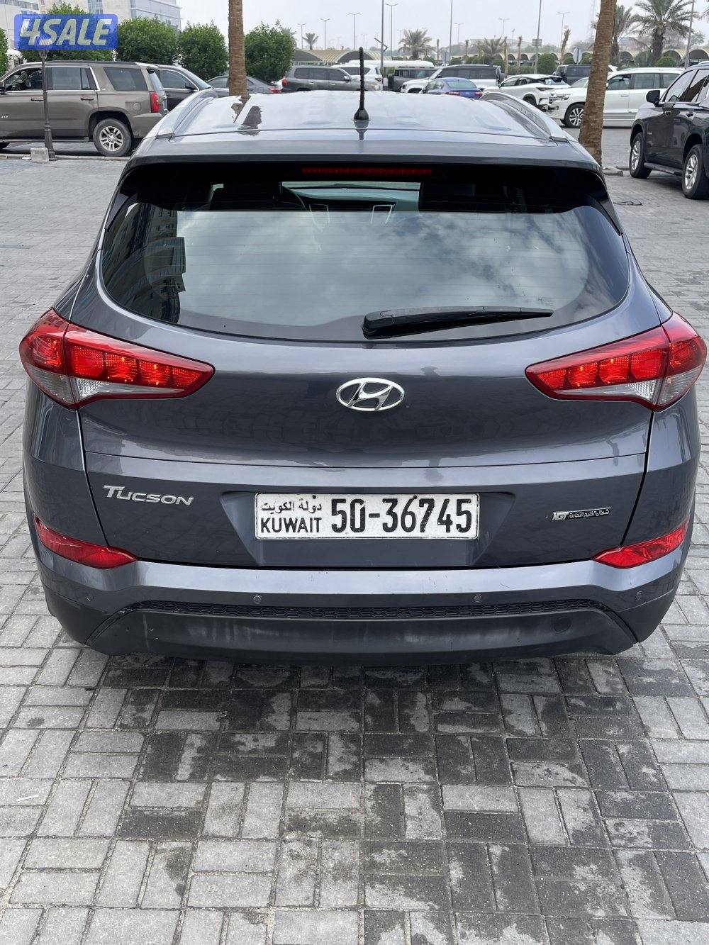 للبيع هيوانداي توسان موديل 20185