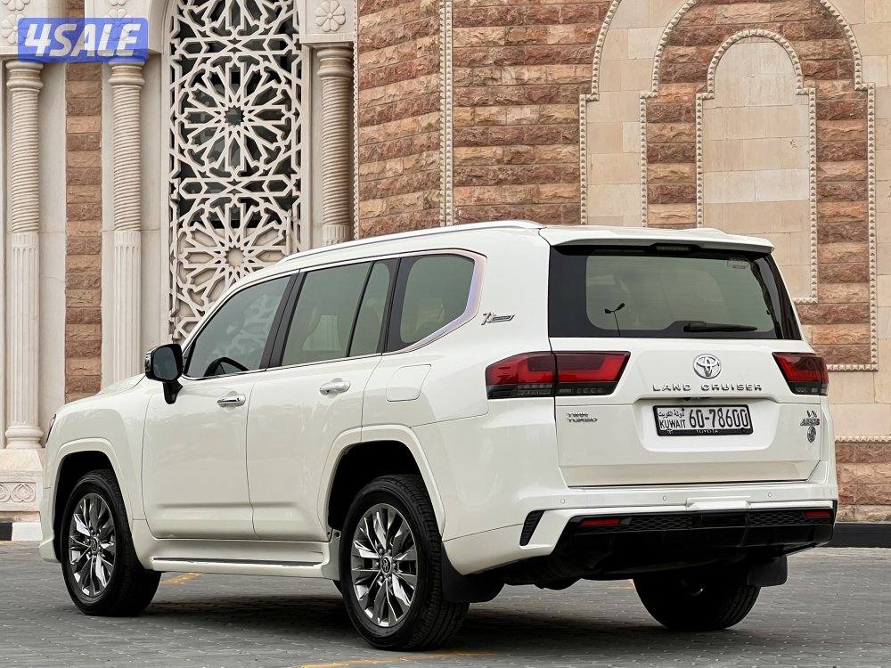 لاندكروزر VX / توين تيربو / ٢٠٢٢2
