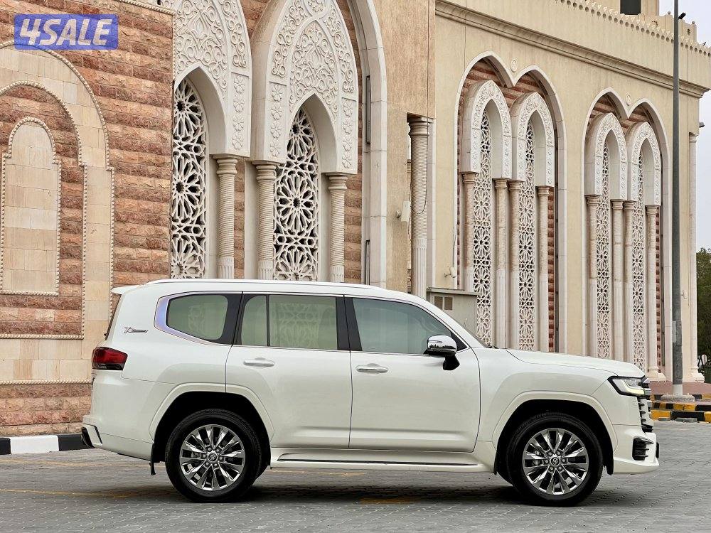 لاندكروزر VX / توين تيربو / ٢٠٢٢6