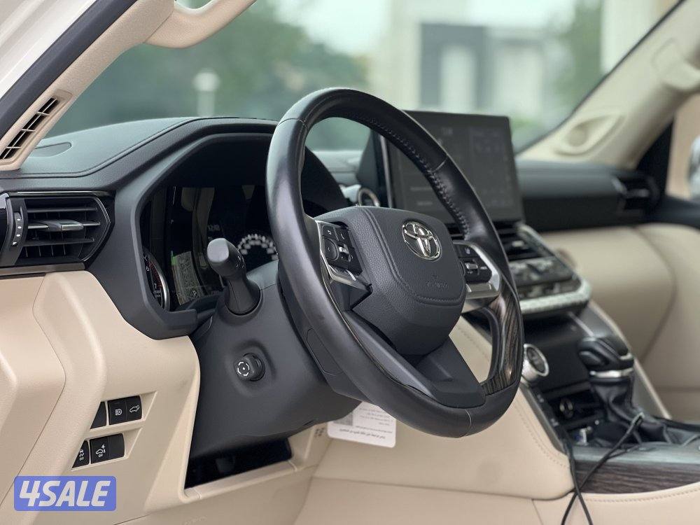 لاندكروزر VX / توين تيربو / ٢٠٢٢8