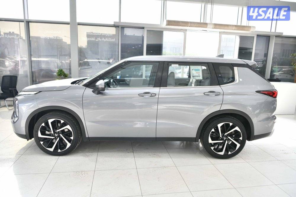 ميتسوبيشي اوتلاندر2